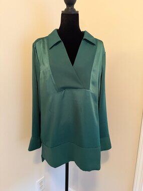 Share Chico Dark festive green Dress top/ blose Chicos sizing #2